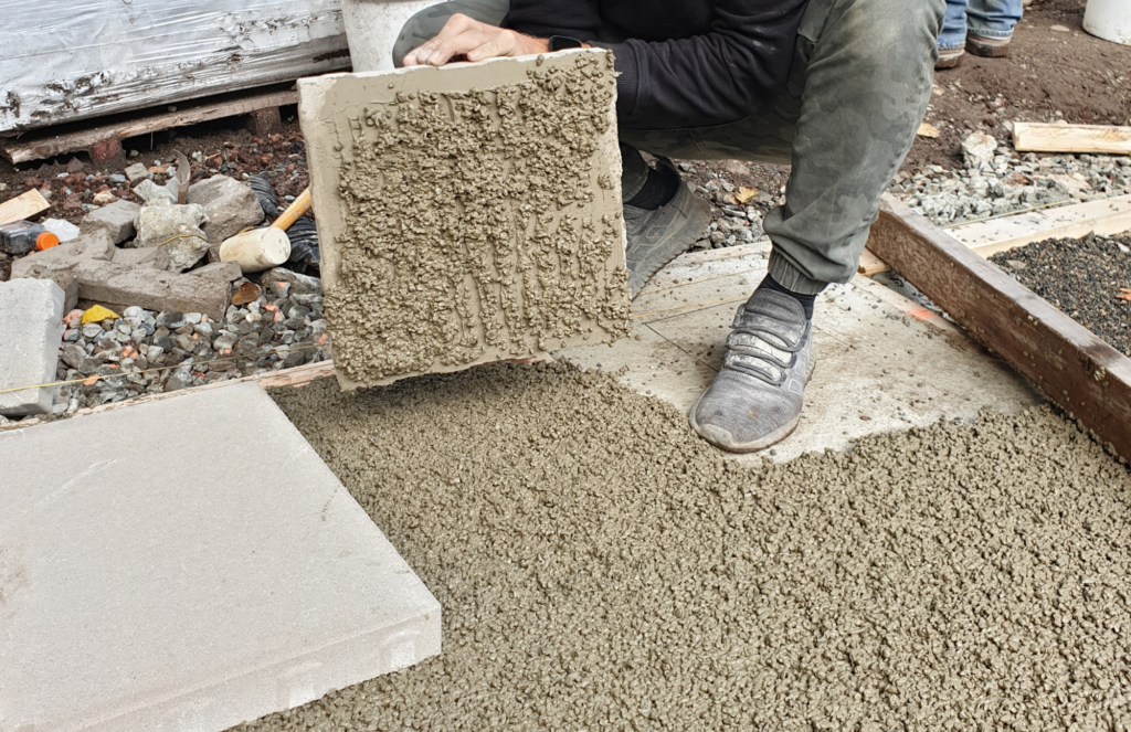 Bonded vs. Unbonded Hardscape Systems